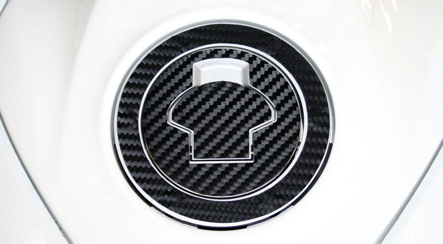 BMW R1200GS (04-12), R1200GS Adv (05-13) & HP2 Cubierta para tapón de deposito apariencia de fibra de carbono 3D