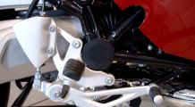  BMW R1200S & HP2 Sport Cubierta para pivote del basculante