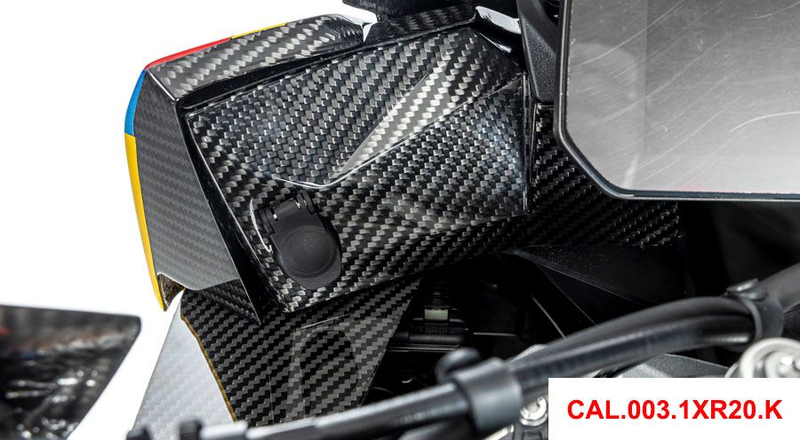 BMW S 1000 XR (2020- ) Protección contra viento de Carbono junto a instrumentación