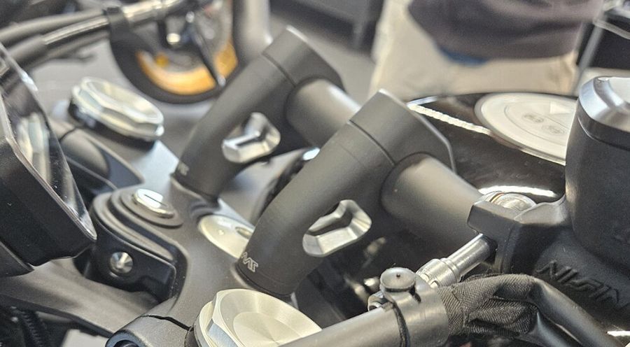 BMW R12nineT, R12, R12S & R12G/S Elevador para manillar con desplazamiento