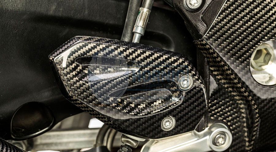 BMW S 1000 XR (2015-2019) Taloneras de fibra de carbono - derecho