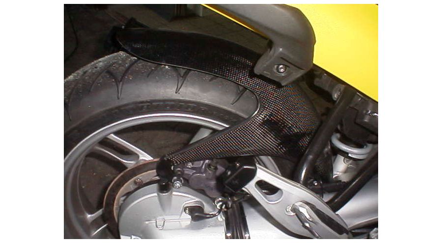 BMW R850C, R1200C Guardafangos trasero de carbono