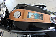 Panel para tanque de combustible con bolsa para smartphone para BMW R18