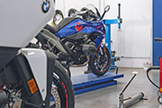 Conversión BMW R1300RS por Hornig